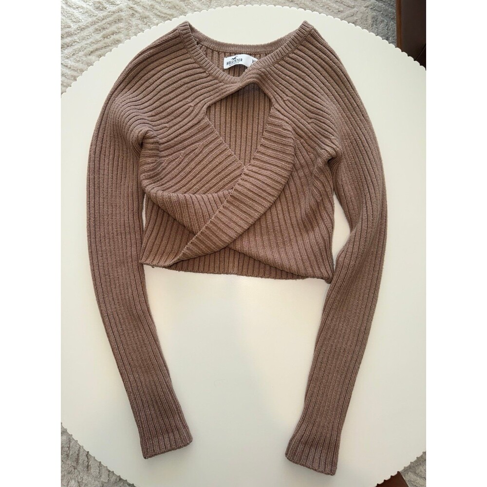 Hollister Cutout Ribbed Sweater